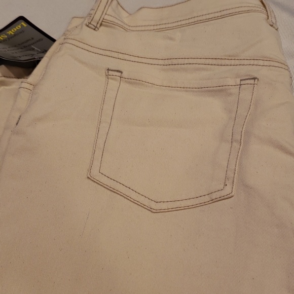 Gloria Vanderbilt Jeans NWT - Picture 3 of 7